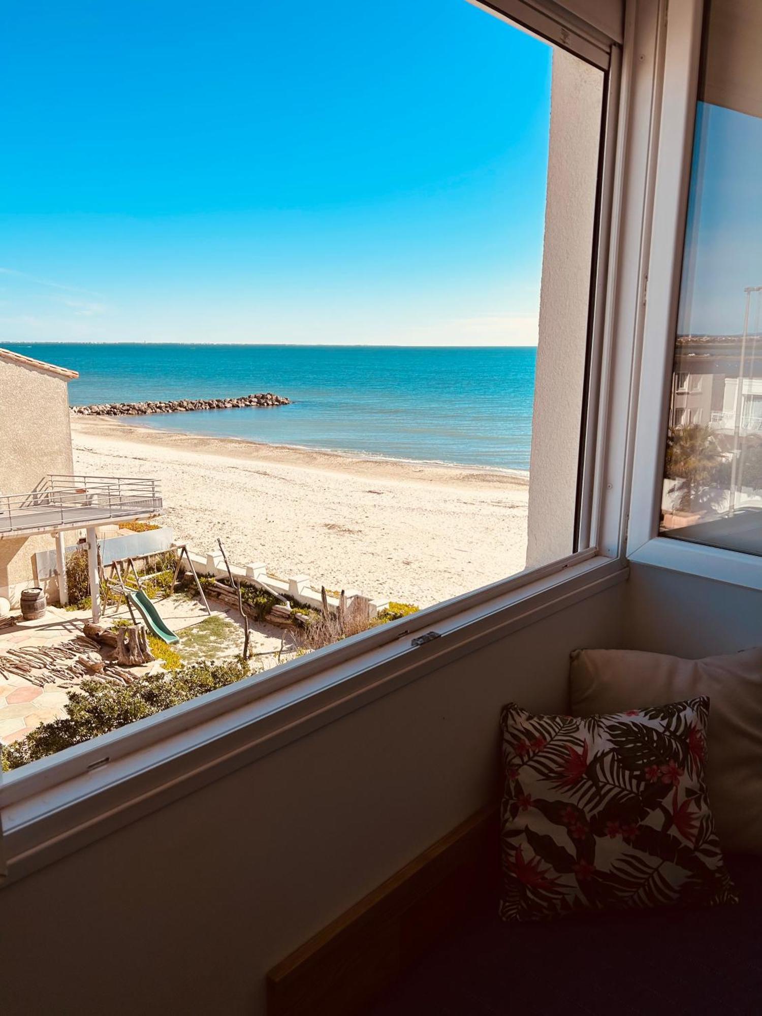 Estudio 1Ere Ligne Vue Mer ,Place De Parking Privee Acces A La Plage De La Residence 3Eme Etage 팔라바 레 플로 외부 사진