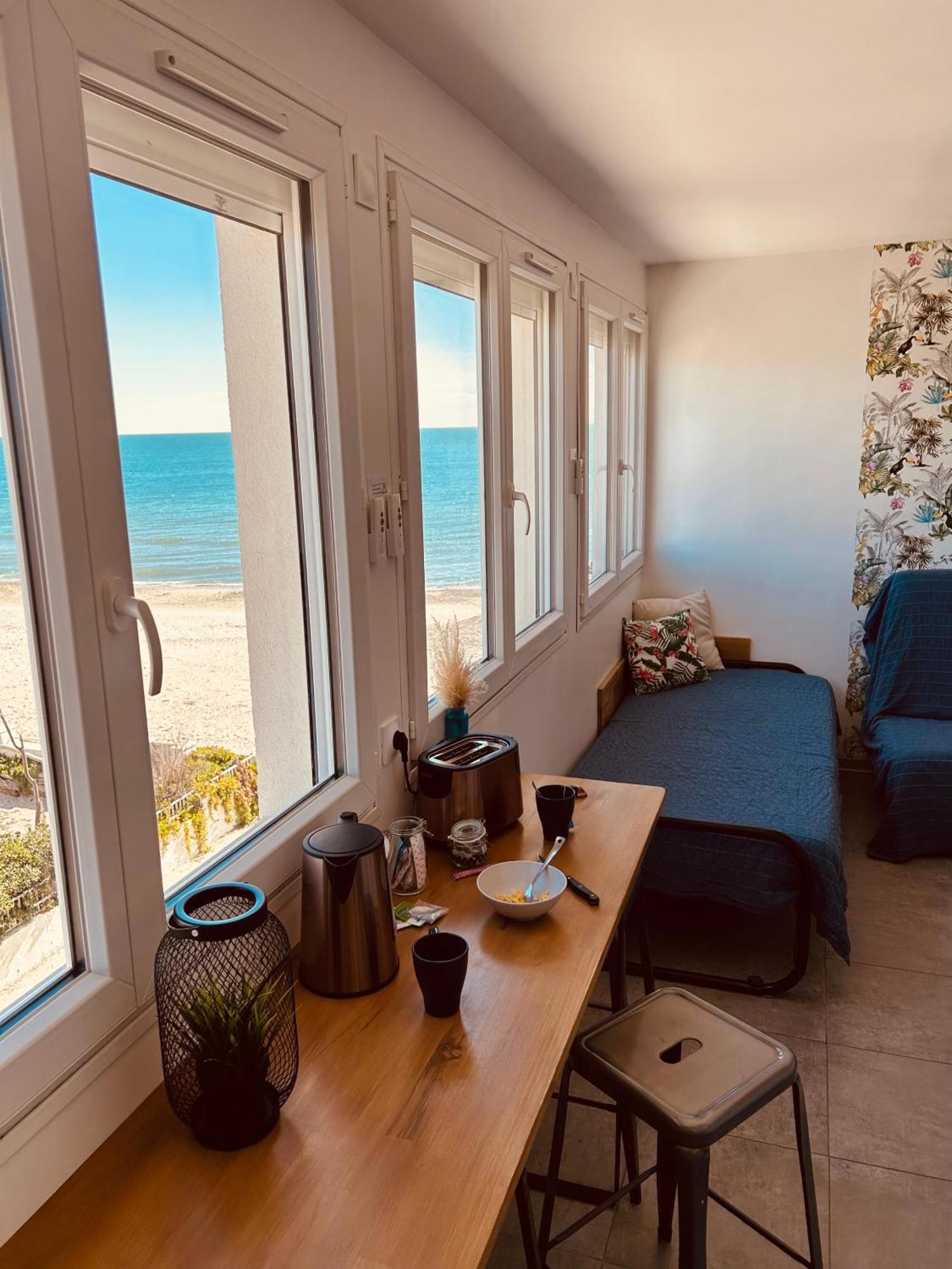 Estudio 1Ere Ligne Vue Mer ,Place De Parking Privee Acces A La Plage De La Residence 3Eme Etage 팔라바 레 플로 외부 사진