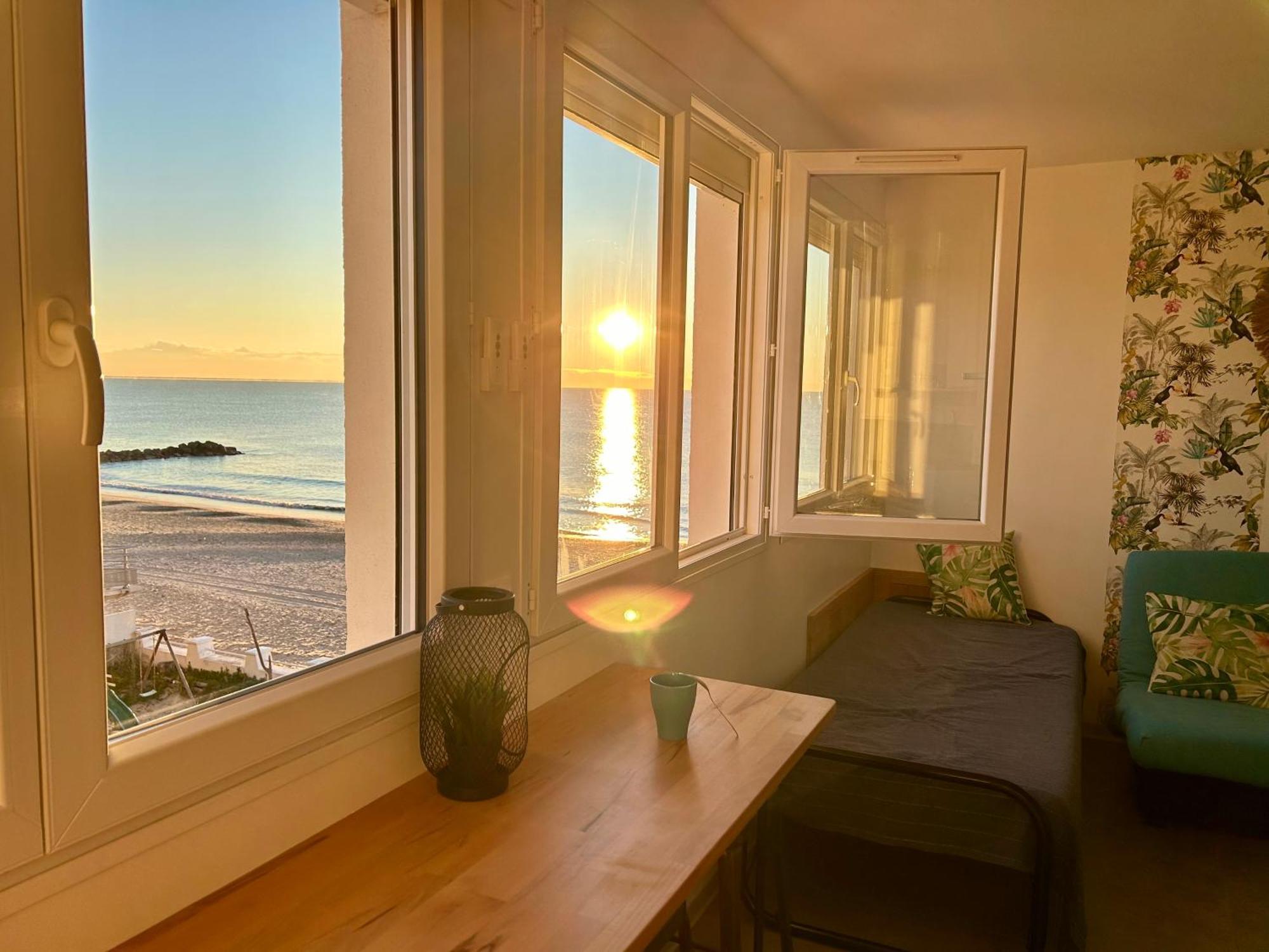 Estudio 1Ere Ligne Vue Mer ,Place De Parking Privee Acces A La Plage De La Residence 3Eme Etage 팔라바 레 플로 외부 사진